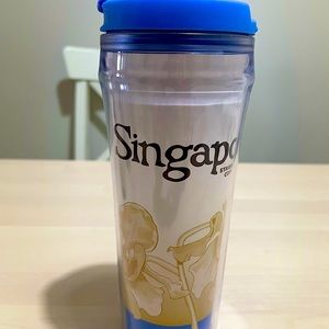Singapore tumbler
